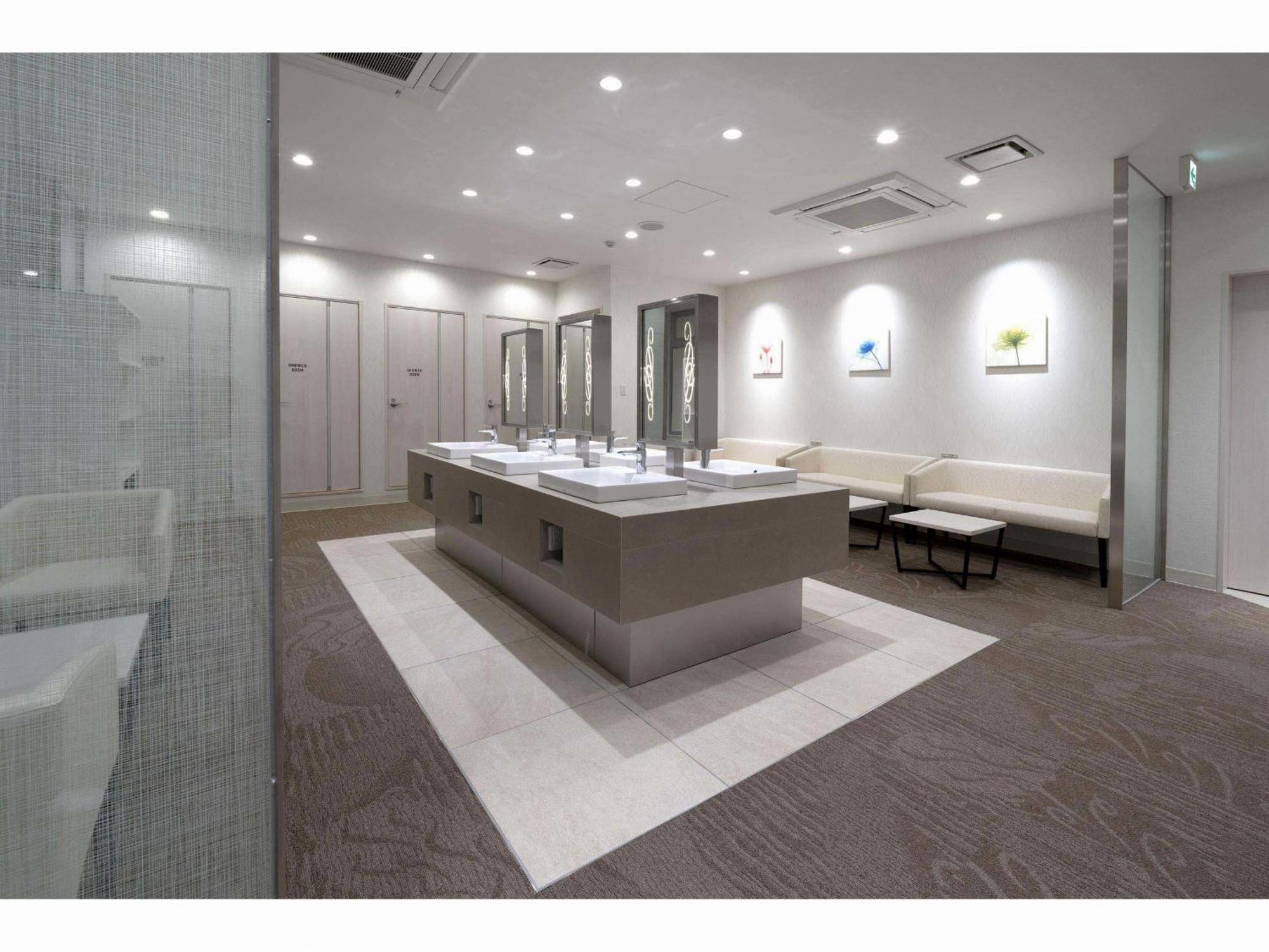 Capsule Hotel J Garden Shin-Osaca Exterior foto