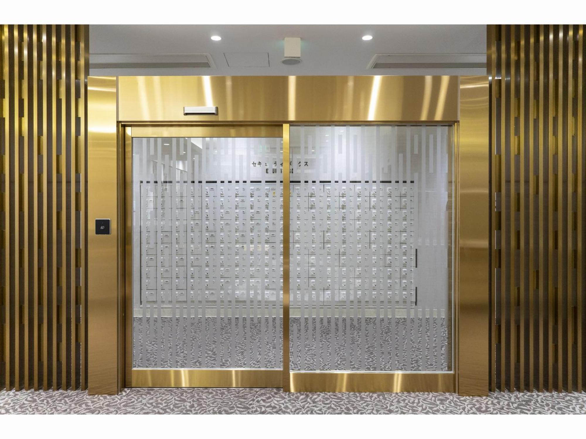 Capsule Hotel J Garden Shin-Osaca Exterior foto